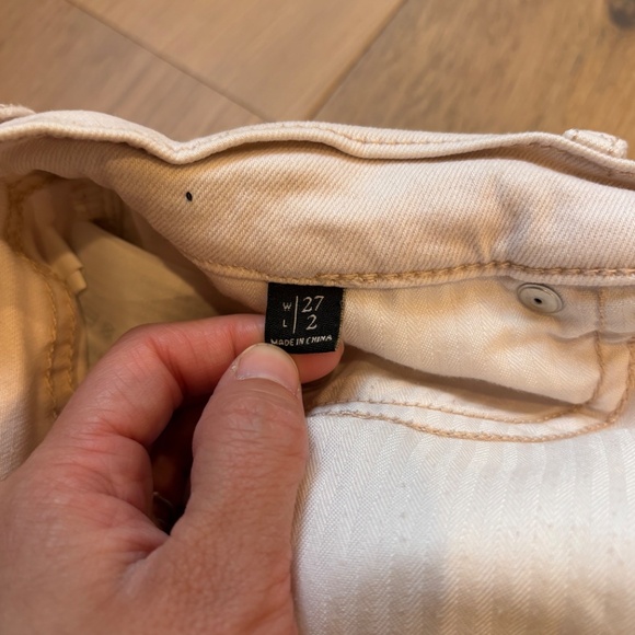 Abercrombie & Fitch Women's Short Size 27/2 Light Pink - Picture 4 of 5